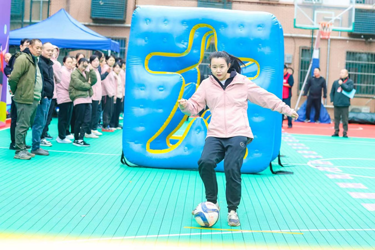 ȼ�������Ȥ�������������������˿˶ĳ���
2025��ְ��Ȥζ�˶��ᳬȼ�ع�