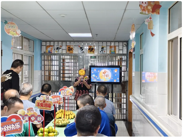 �����˼䣬��ů�������������˿˶ĳ���
����ů�Ļ��ʵ